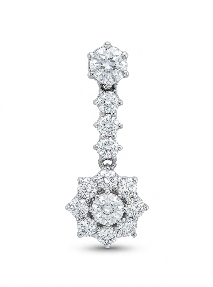 Pendientes de oro blanco con diamantes con un acabado brillante y elegante