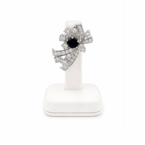 Pendientes de zafiro y diamantes en oro blanco de 18K